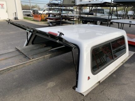 LEER LEGEND 04-06 CHEVROLET SILVERADO CC XB